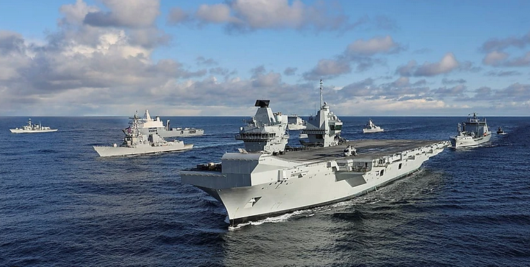 UK Navy. What a mess.